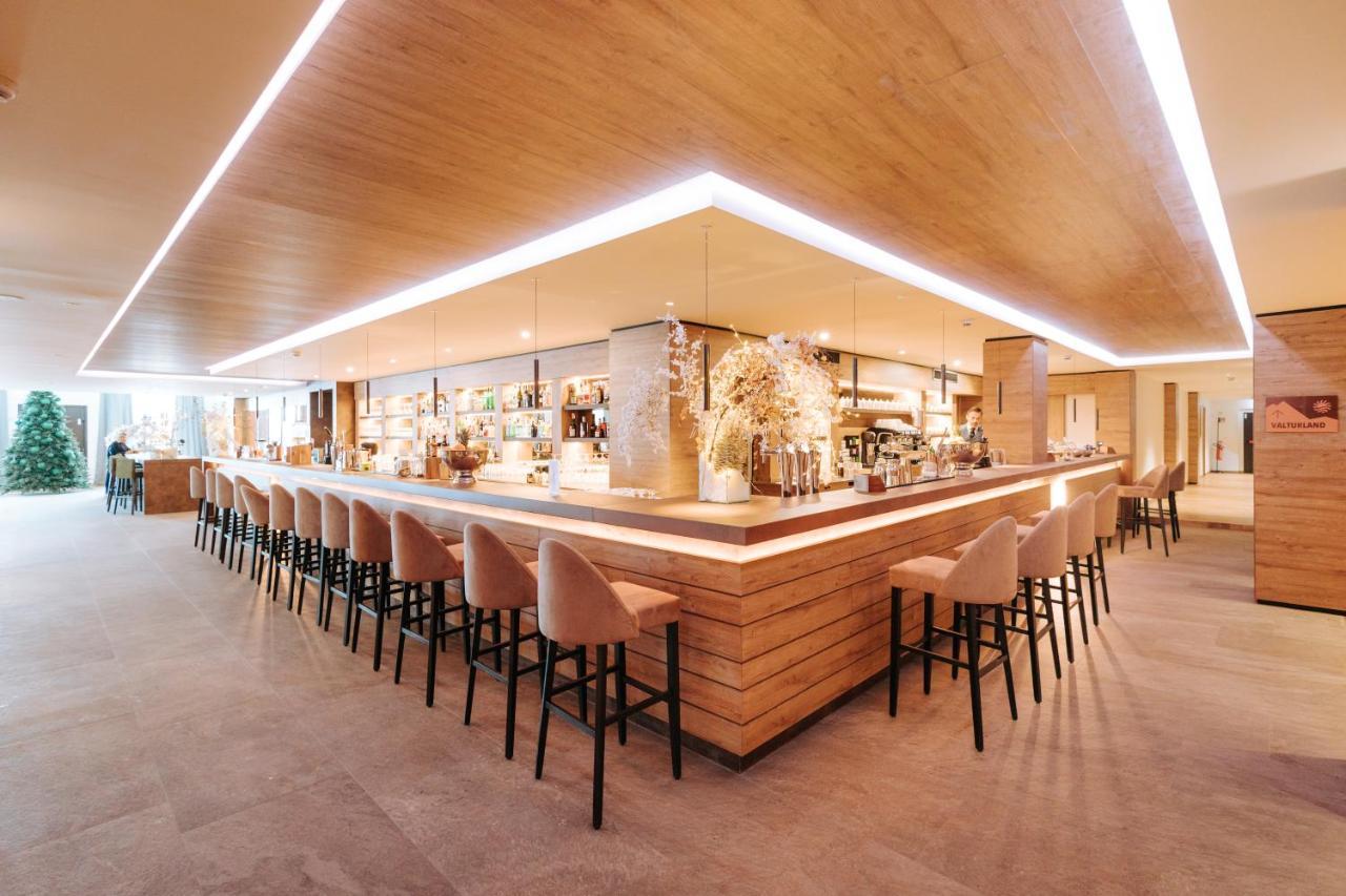 Valtur Cervinia Cristallo Ski Resort 布勒伊-切尔维尼亚 外观 照片