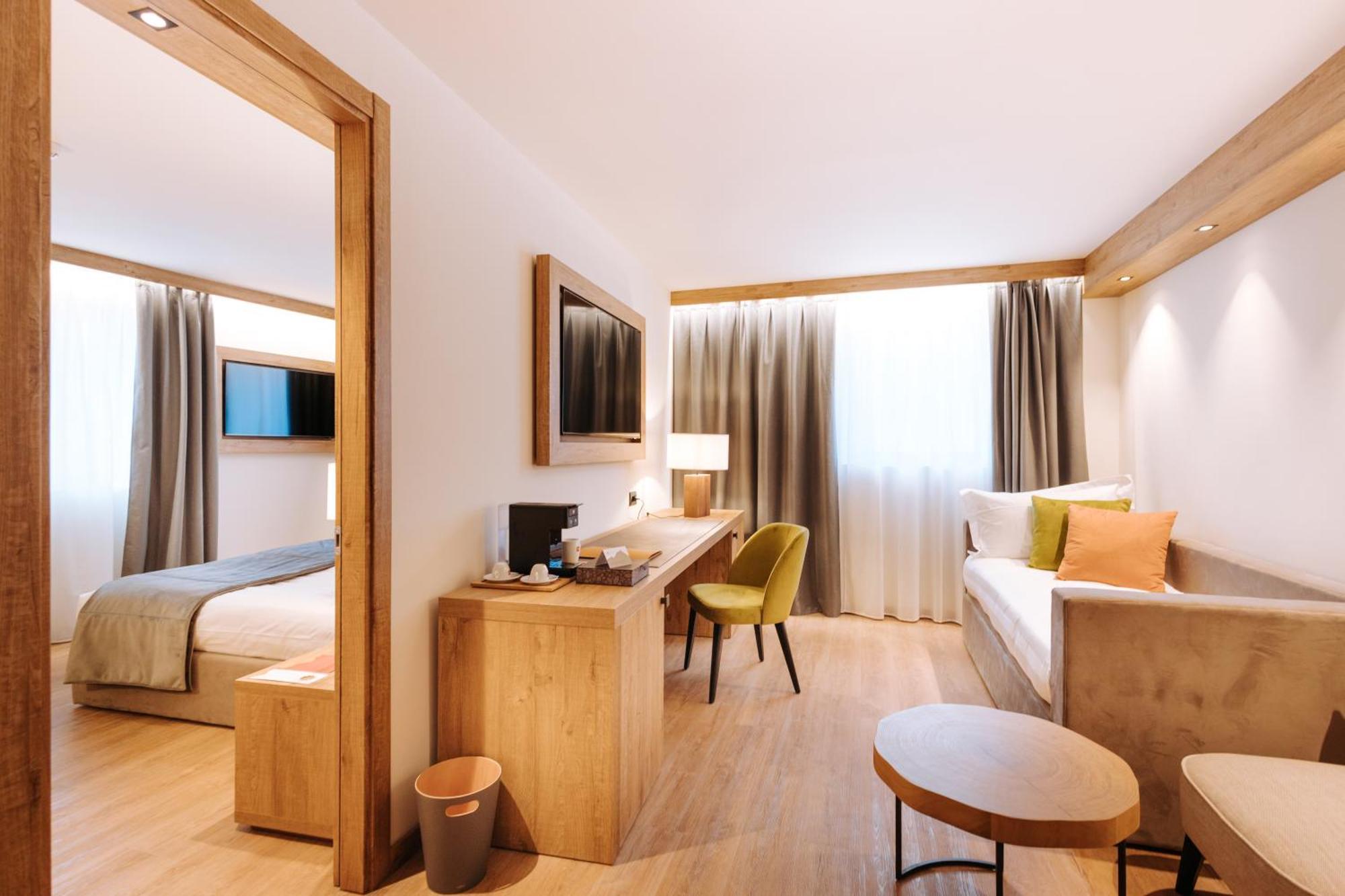 Valtur Cervinia Cristallo Ski Resort 布勒伊-切尔维尼亚 外观 照片