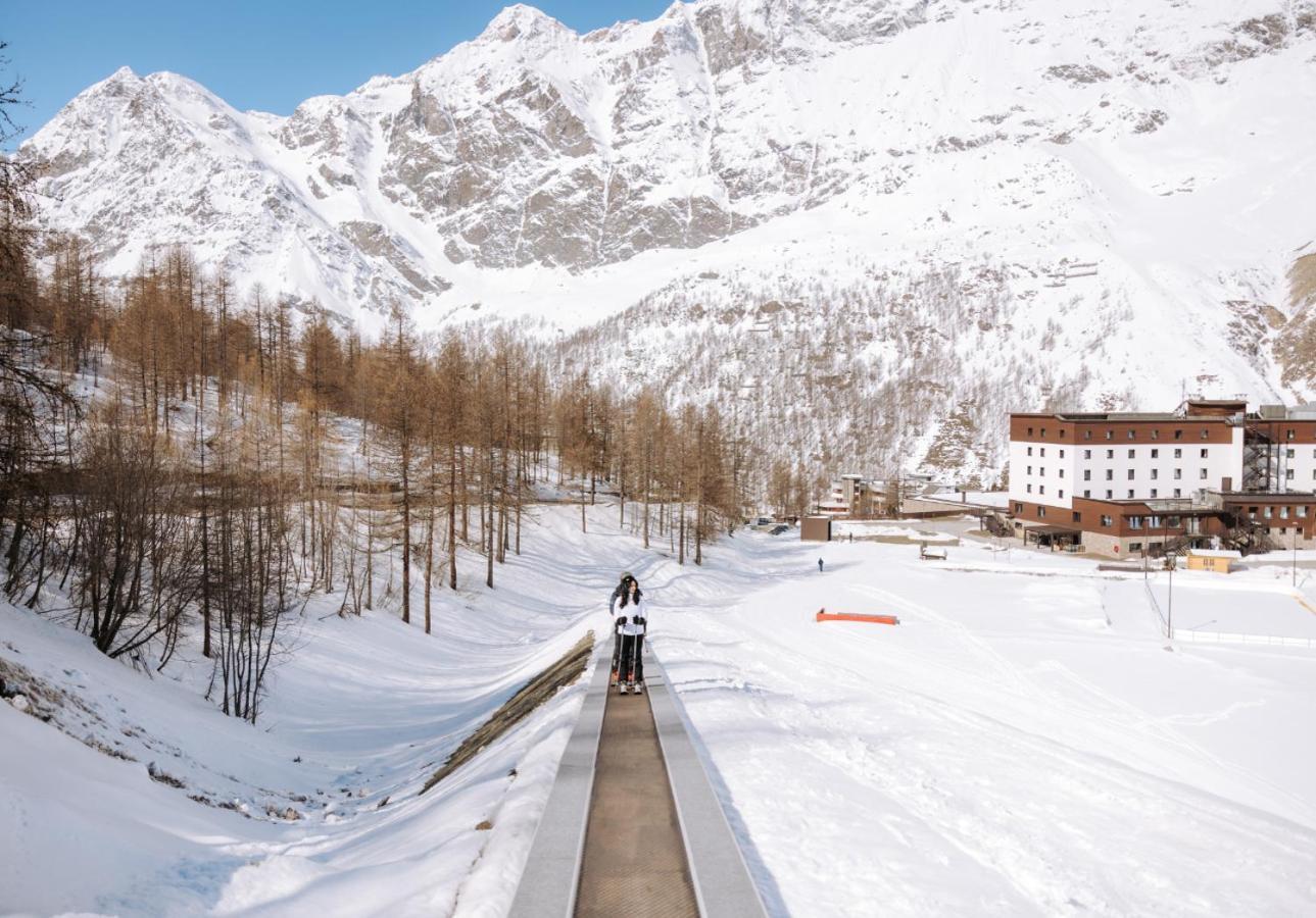 Valtur Cervinia Cristallo Ski Resort 布勒伊-切尔维尼亚 外观 照片